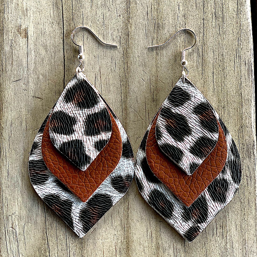 3-Layers Leopard Black & Brown Dangle Earrings - Picture 2 of 10